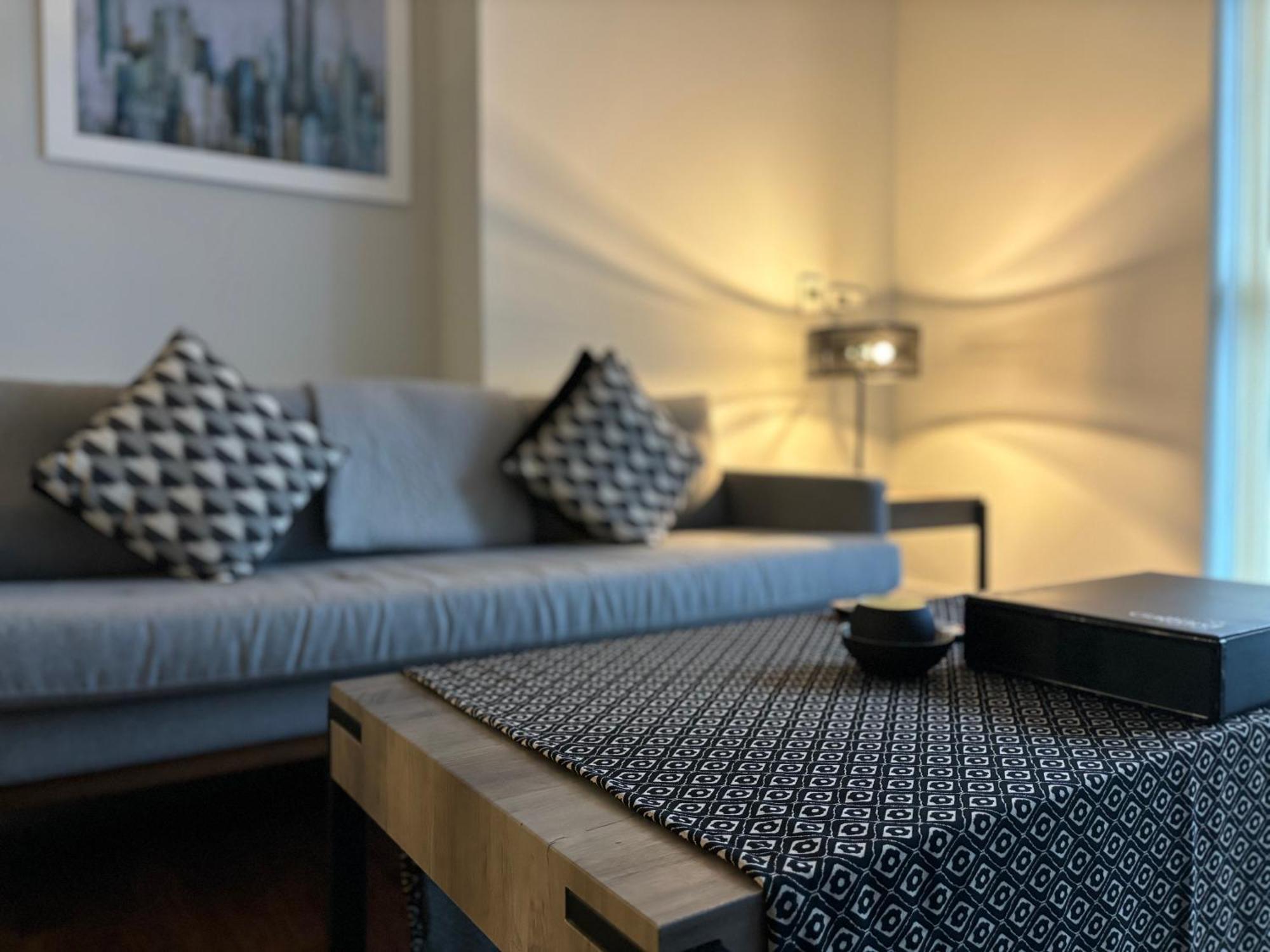 Collection No9 Harbour Way Appartement Londen Buitenkant foto